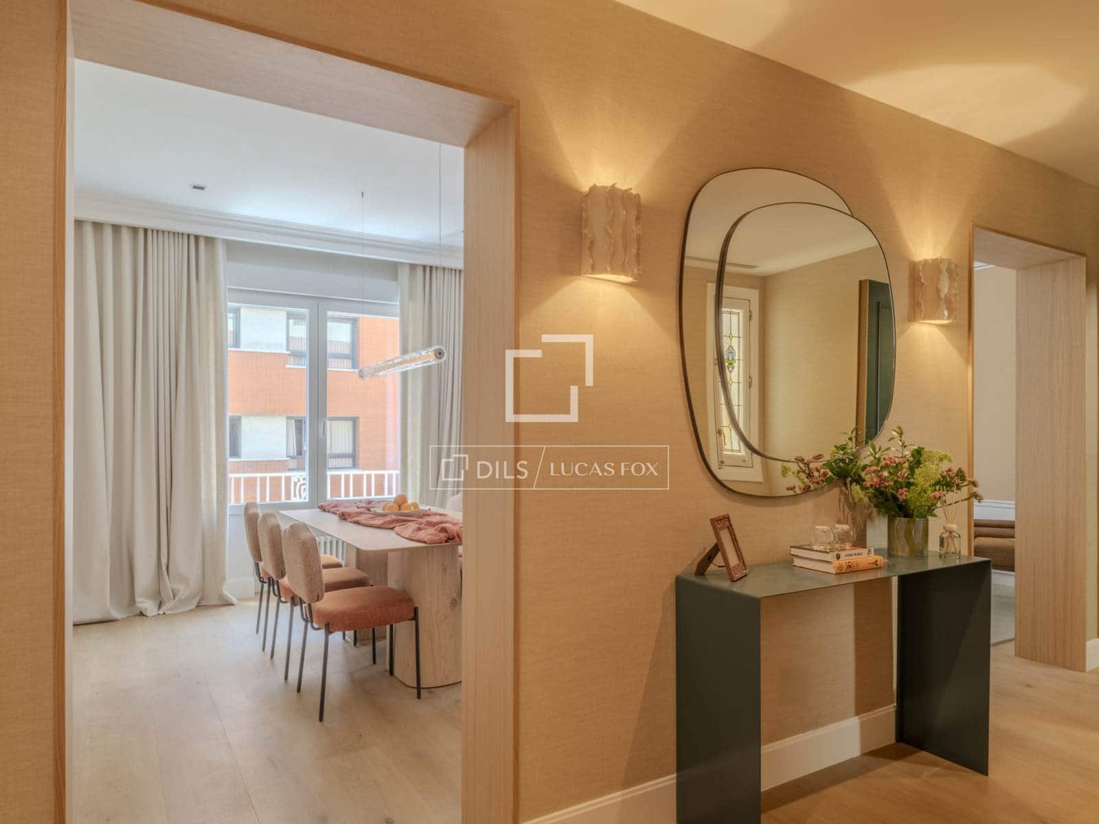 3 soveværelse Lejlighed til salg i Madrid by med garage - € 2.300.000 (Ref: 9950482)