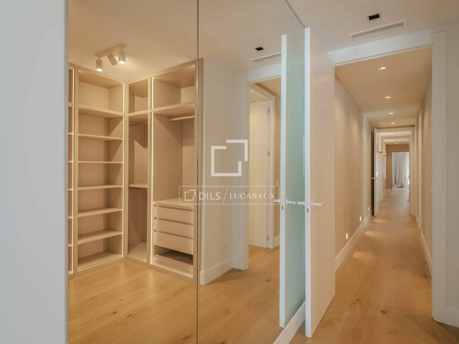 3 soveværelse Lejlighed til salg i Madrid by med garage - € 2.300.000 (Ref: 9950482)