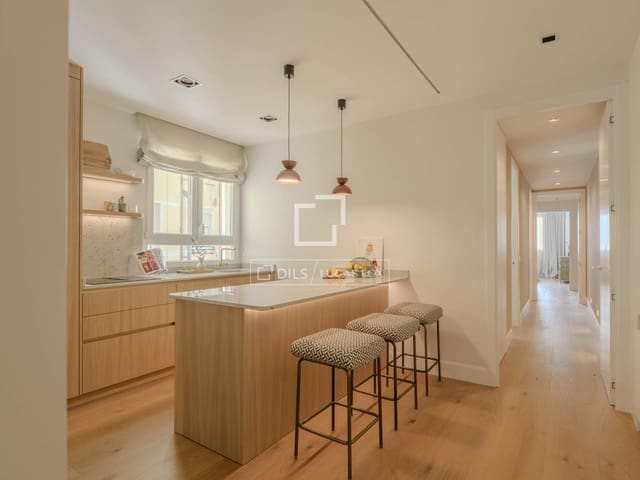3 soveværelse Lejlighed til salg i Ibiza, Madrid by med garage - € 2.300.000 (Ref: 9950482)