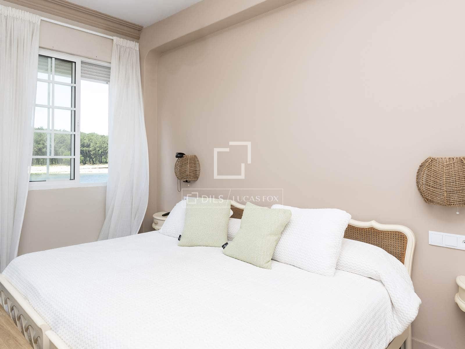 5 soveværelse Villa til salg i Vilagarcia de Arousa med swimmingpool garage - € 690.000 (Ref: 9950600)