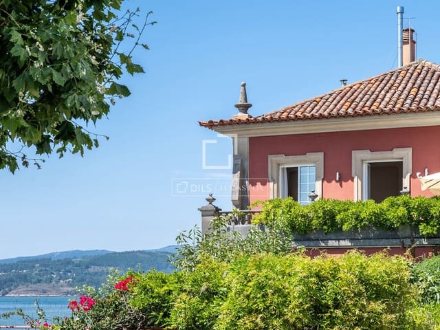 5 soverom Villa til salgs i Vilagarcía de Arousa med svømmebasseng garasje - € 690 000 (Ref: 9950600)