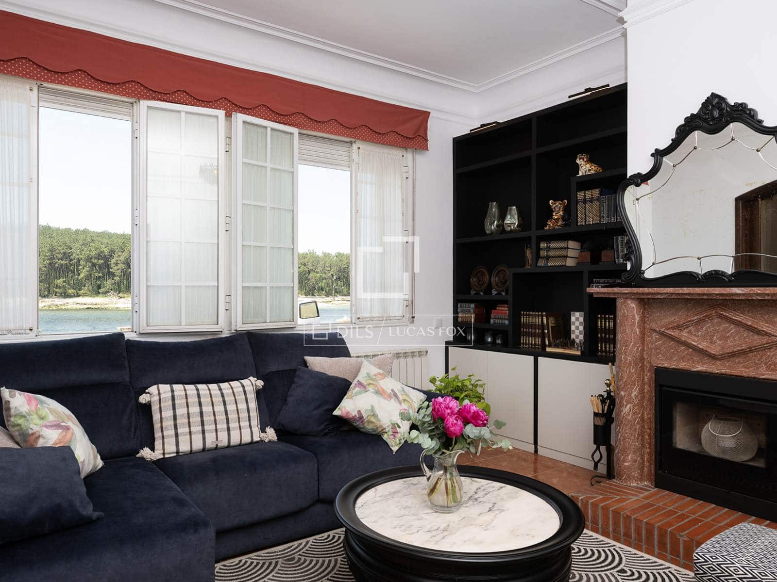 5 soveværelse Villa til salg i Vilagarcia de Arousa med swimmingpool garage - € 690.000 (Ref: 9950600)