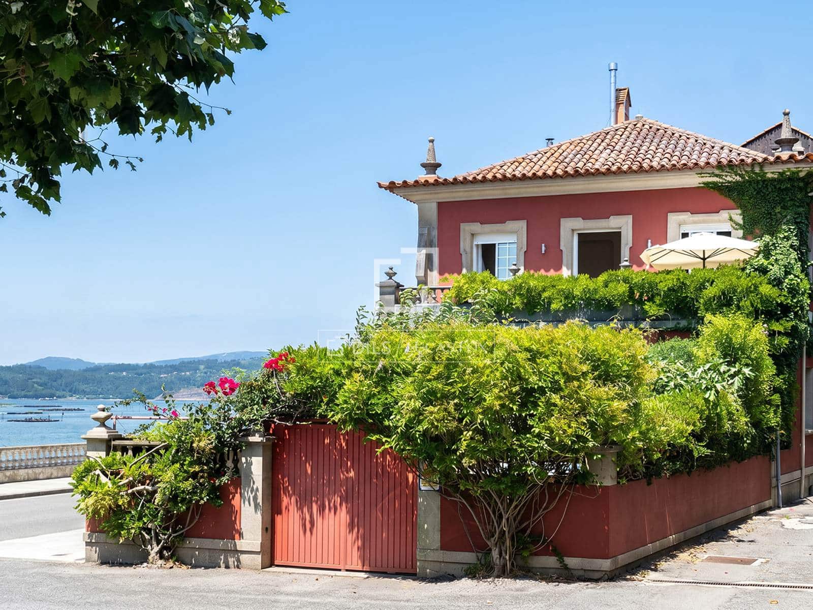 5 soveværelse Villa til salg i Vilagarcia de Arousa med swimmingpool garage - € 690.000 (Ref: 9950600)