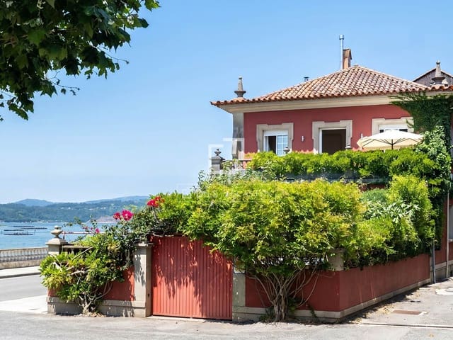 5 soverom Villa til salgs i Vilagarcía de Arousa med svømmebasseng garasje - € 690 000 (Ref: 9950600)