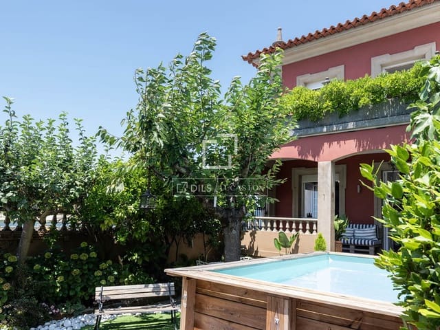 5 soverom Villa til salgs i Vilagarcía de Arousa med svømmebasseng garasje - € 690 000 (Ref: 9950600)