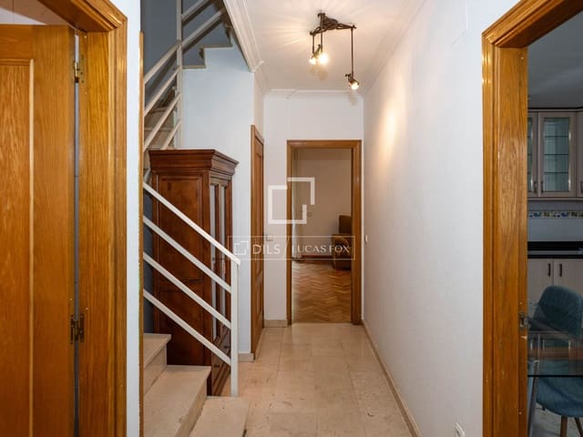 4 soverom Villa til leie i Madrid by med svømmebasseng garasje - € 2 400 (Ref: 9950601)