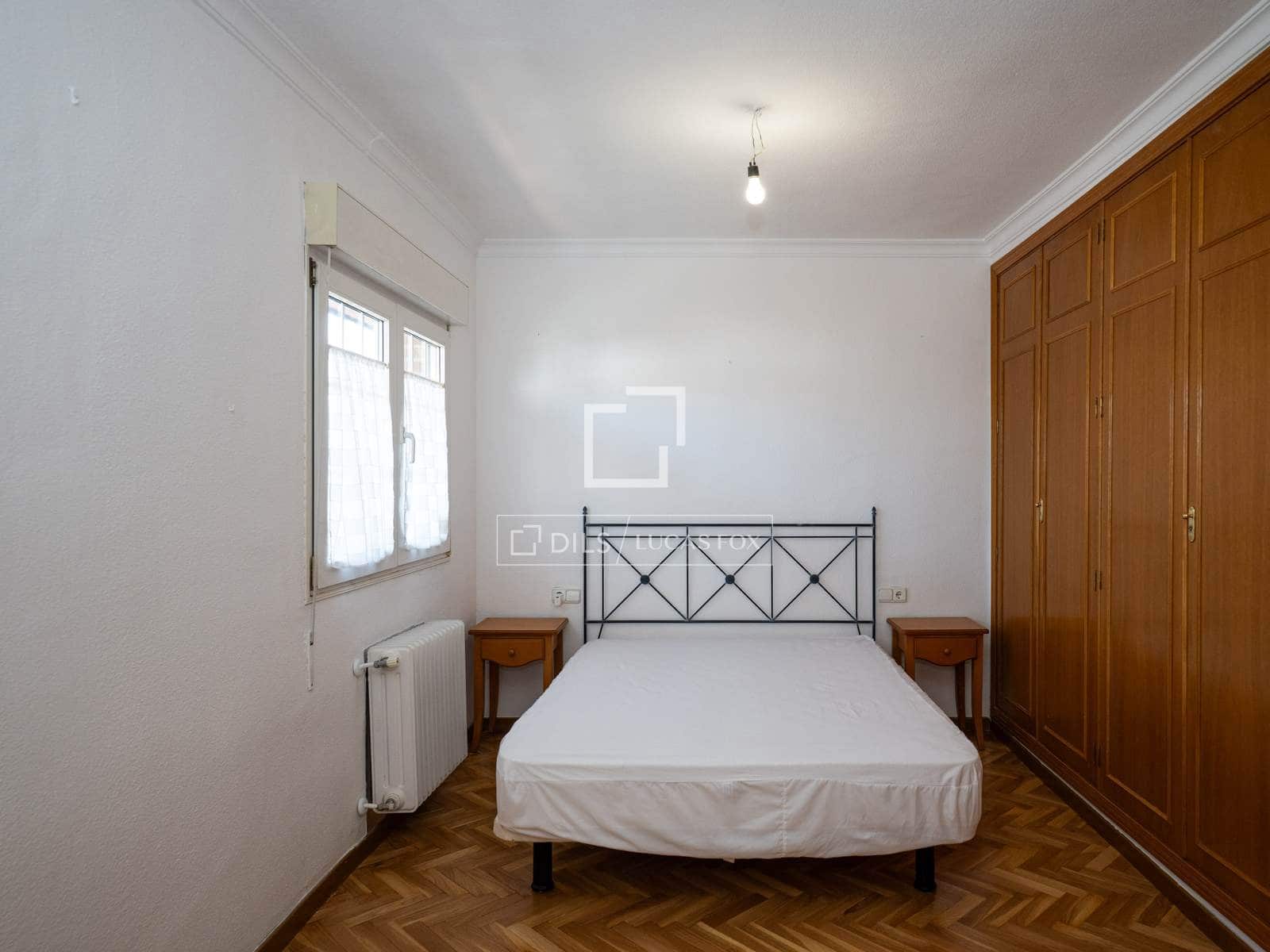 4 sovrum Villa att hyra i Madrid stad med pool garage - 2 400 € (Ref: 9950601)