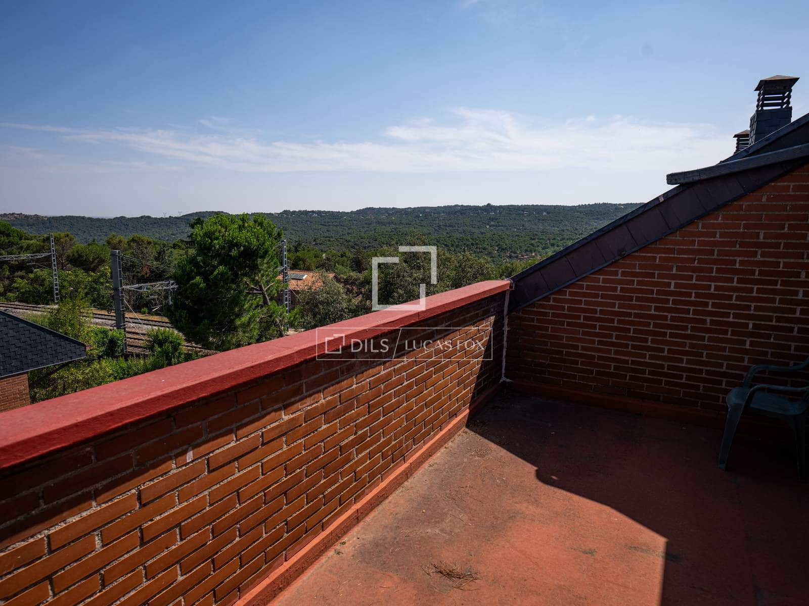 4 sovrum Villa att hyra i Madrid stad med pool garage - 2 400 € (Ref: 9950601)