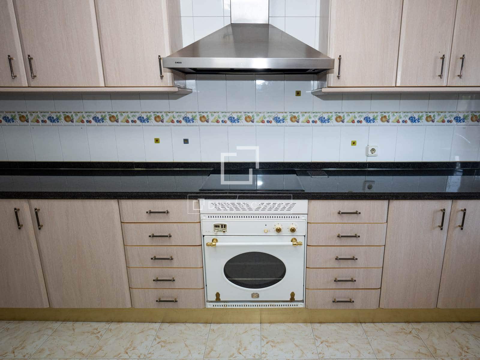 4 sovrum Villa att hyra i Madrid stad med pool garage - 2 400 € (Ref: 9950601)