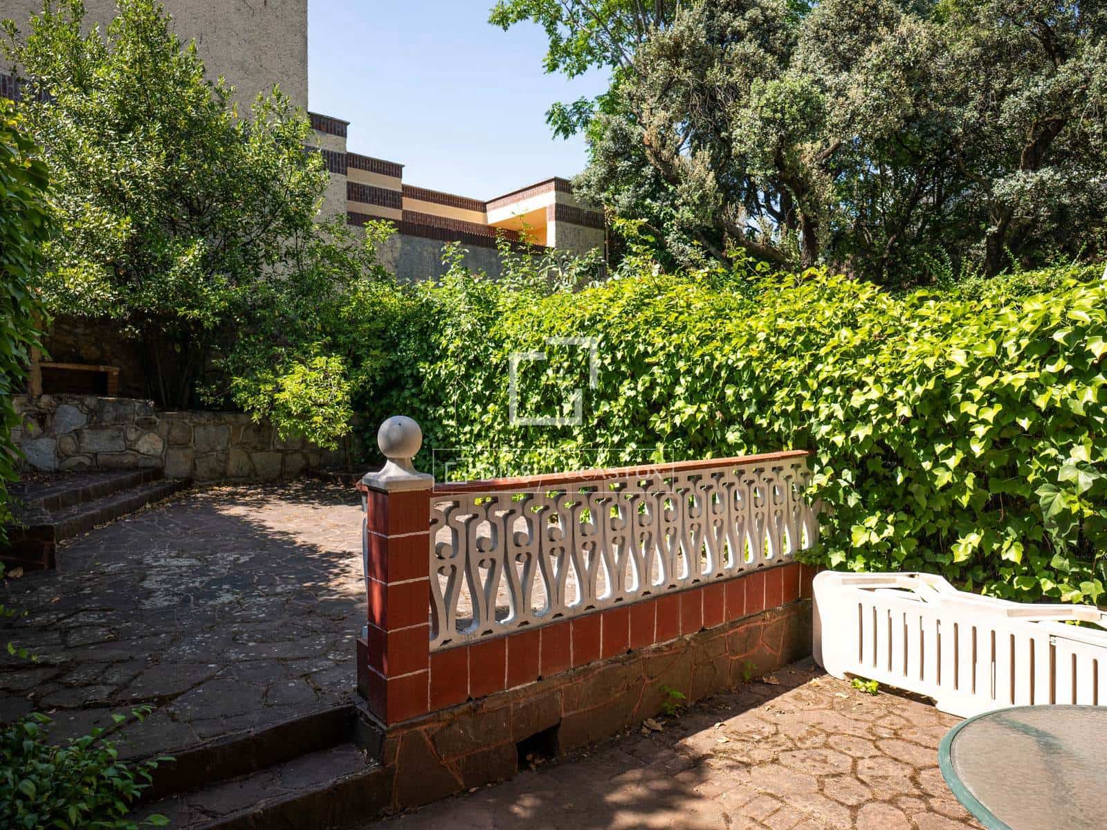 4 sovrum Villa att hyra i Madrid stad med pool garage - 2 400 € (Ref: 9950601)
