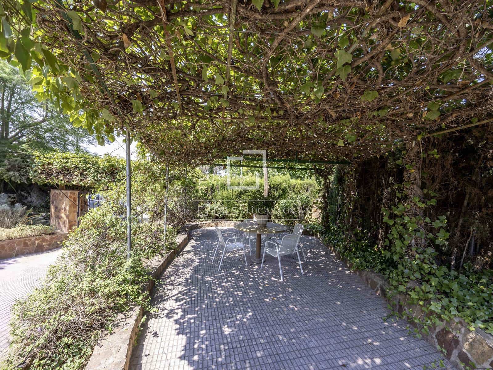 5 quarto Moradia para venda em Picassent com piscina garagem - 465 000 € (Ref: 9950724)