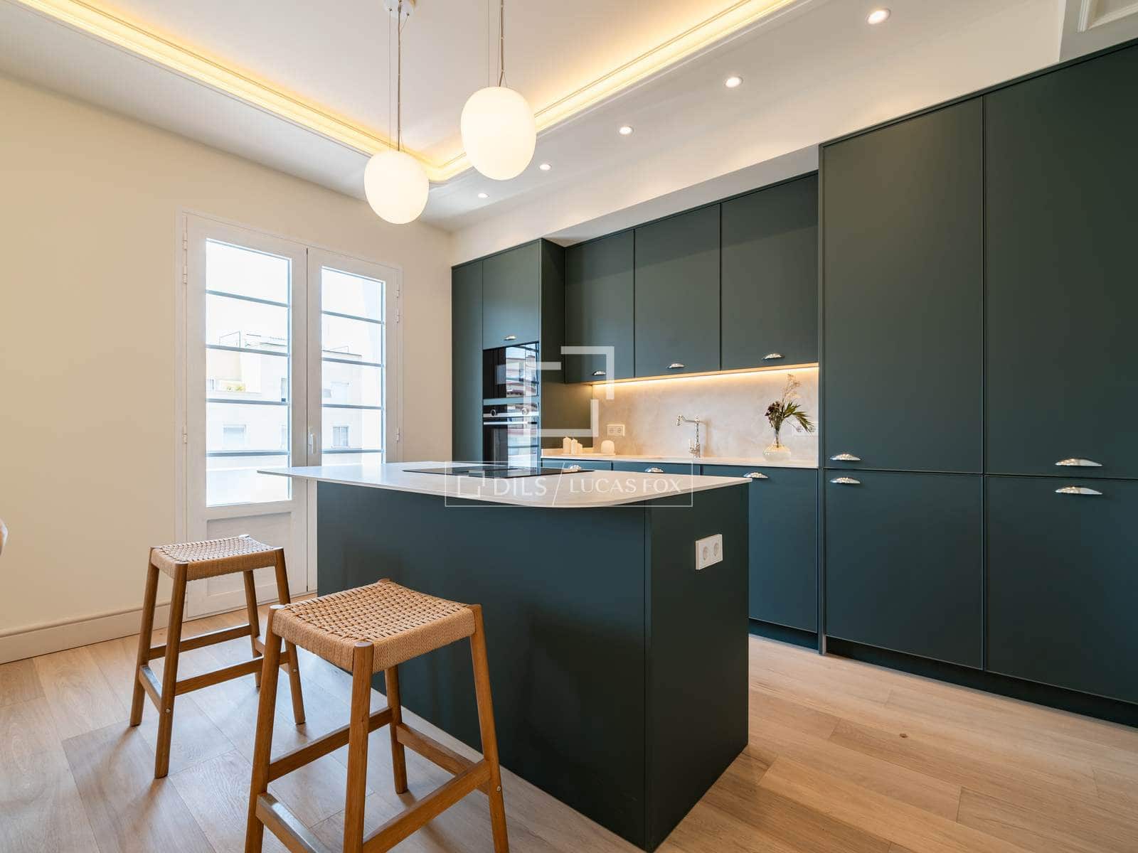 3 makuuhuone Huoneisto myytävänä paikassa Madrid kaupunki - 1 390 000 € (Ref: 9953035)