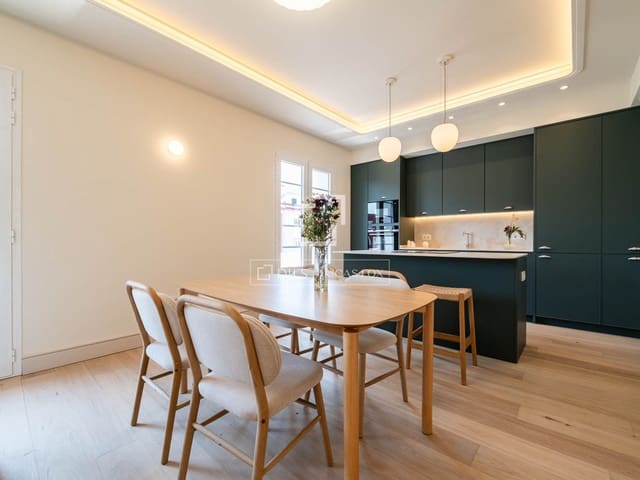 3 makuuhuone Huoneisto myytävänä paikassa Ibiza, Madrid kaupunki - 1 390 000 € (Ref: 9953035)