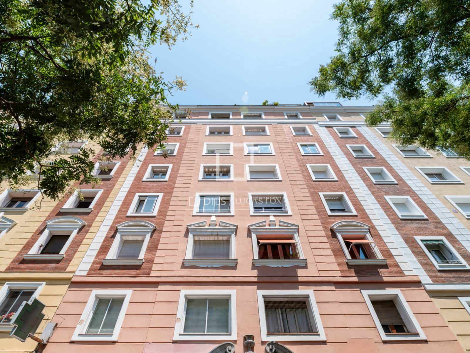 3 makuuhuone Huoneisto myytävänä paikassa Madrid kaupunki - 1 390 000 € (Ref: 9953035)