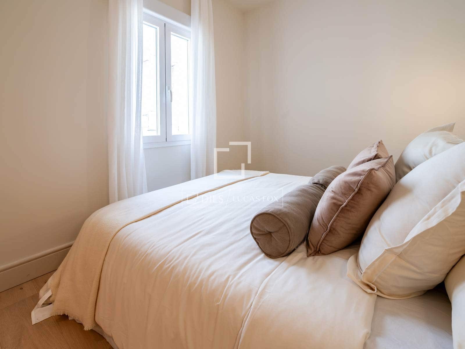 3 makuuhuone Huoneisto myytävänä paikassa Madrid kaupunki - 1 390 000 € (Ref: 9953035)