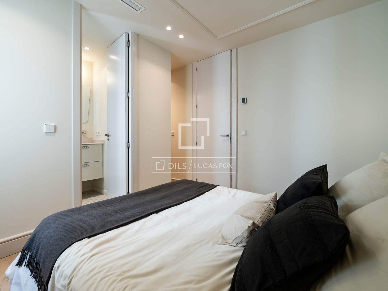 3 makuuhuone Huoneisto myytävänä paikassa Madrid kaupunki - 1 390 000 € (Ref: 9953035)