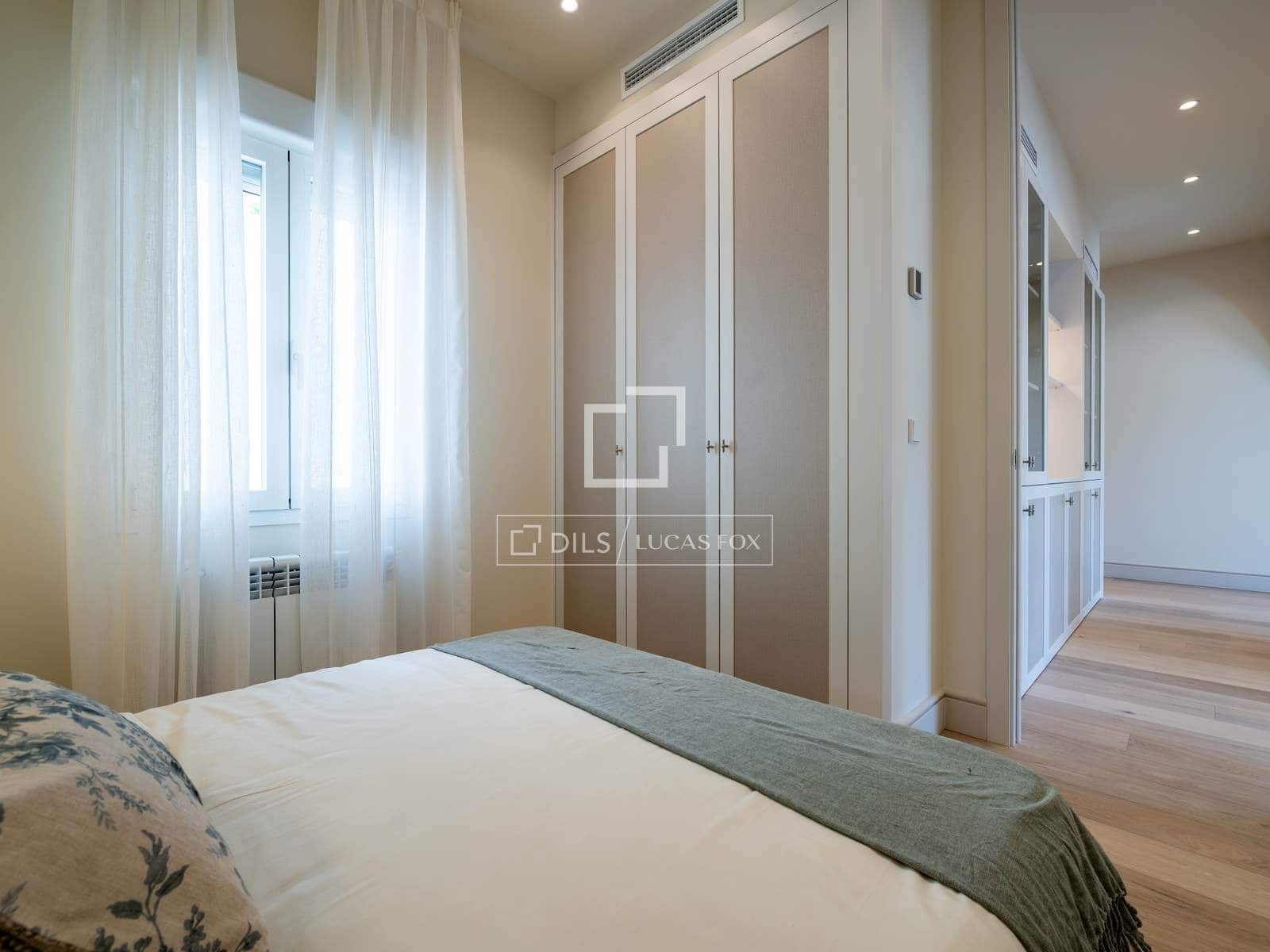 3 makuuhuone Huoneisto myytävänä paikassa Madrid kaupunki - 1 390 000 € (Ref: 9953035)