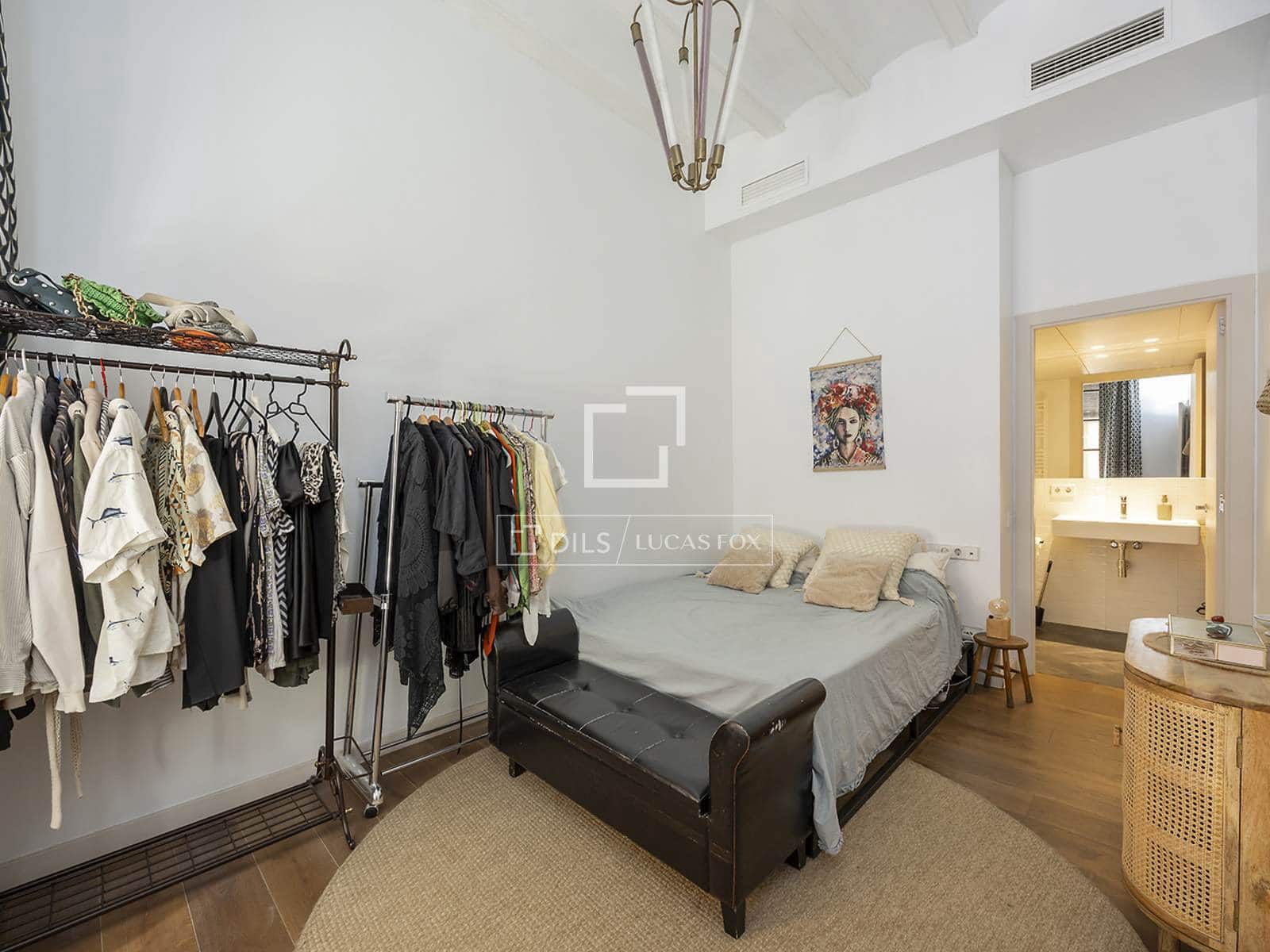 1 soveværelse Lejlighed til salg i Barcelona by - € 385.000 (Ref: 9953036)