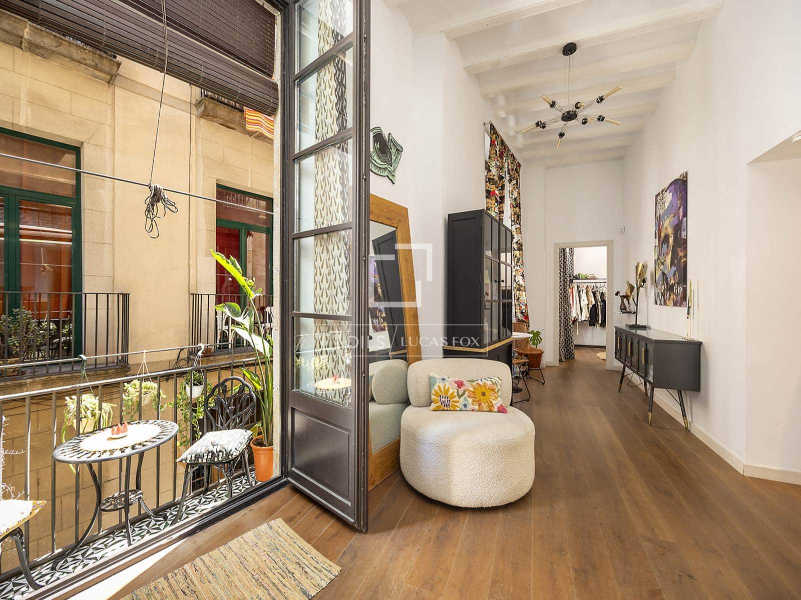 1 soveværelse Lejlighed til salg i Barcelona by - € 385.000 (Ref: 9953036)
