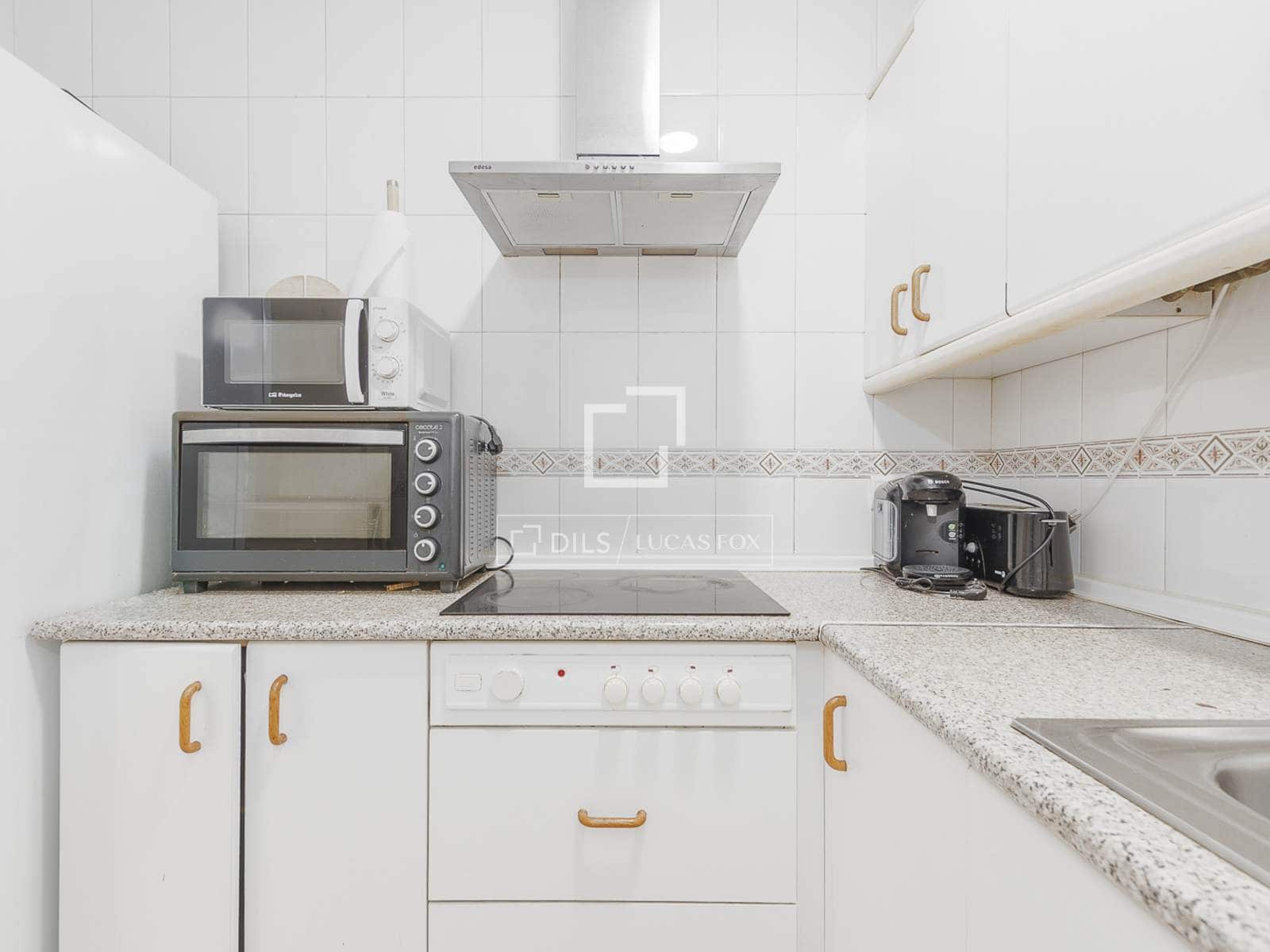 4 soveværelse Lejlighed til salg i Barcelona by - € 480.000 (Ref: 9953037)