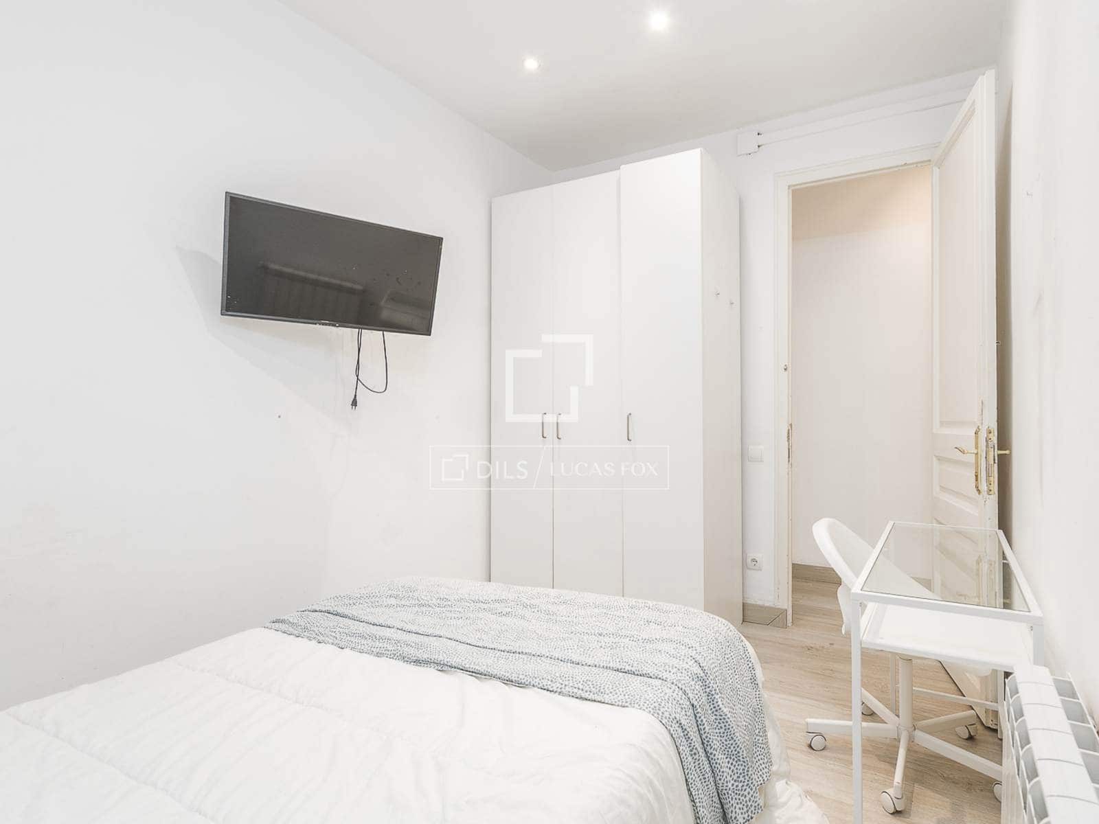 4 soveværelse Lejlighed til salg i Barcelona by - € 480.000 (Ref: 9953037)
