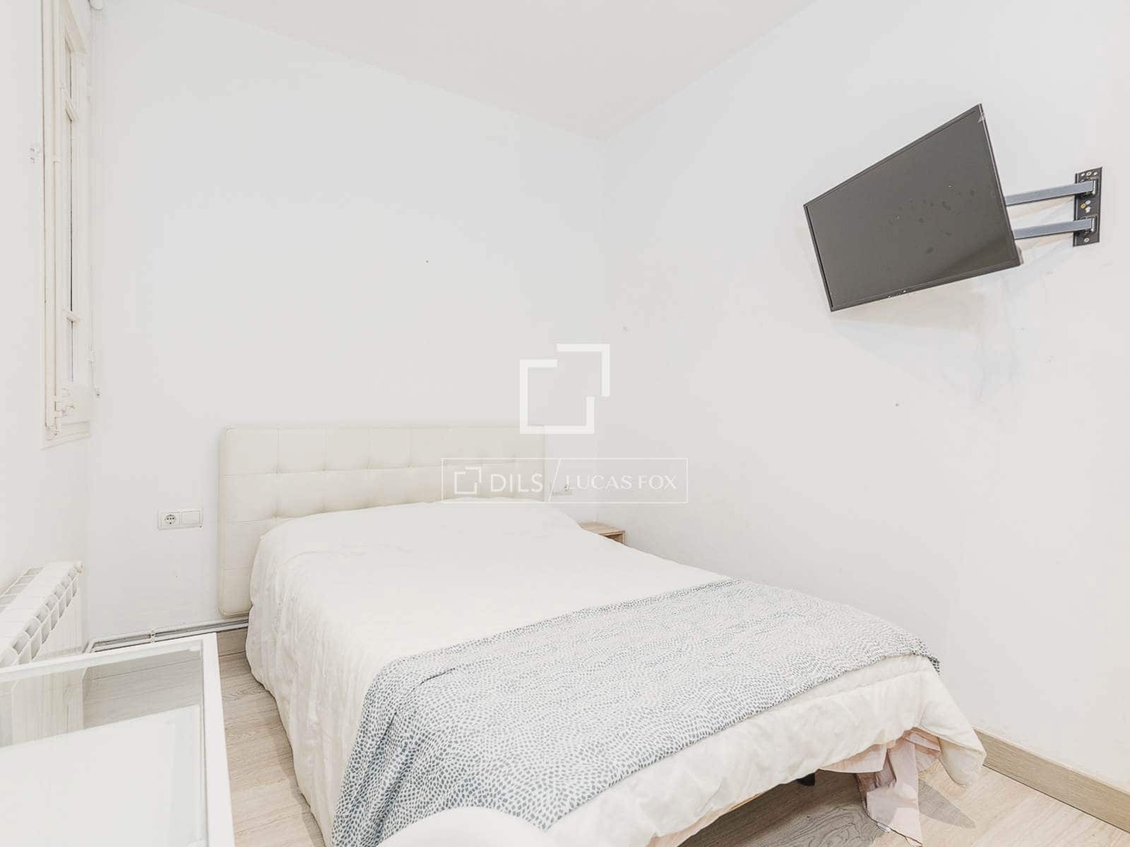 4 soveværelse Lejlighed til salg i Barcelona by - € 480.000 (Ref: 9953037)
