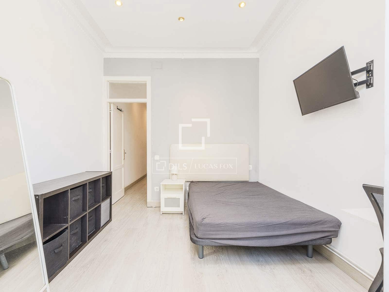 4 soveværelse Lejlighed til salg i Barcelona by - € 480.000 (Ref: 9953037)