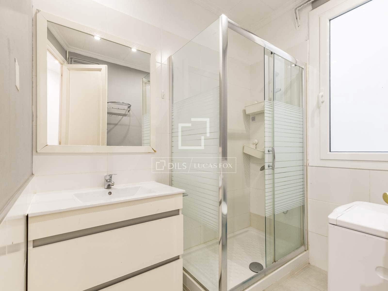 4 soveværelse Lejlighed til salg i Barcelona by - € 480.000 (Ref: 9953037)