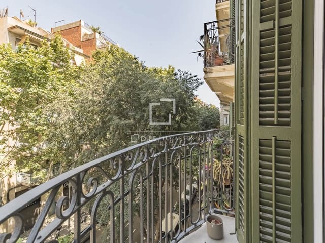 4 soveværelse Lejlighed til salg i Barcelona by - € 480.000 (Ref: 9953037)