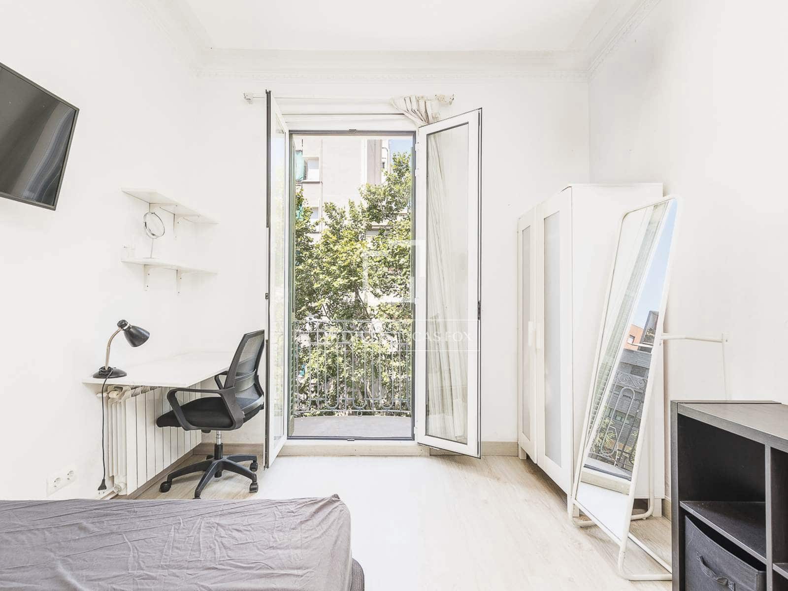 4 soveværelse Lejlighed til salg i Barcelona by - € 480.000 (Ref: 9953037)