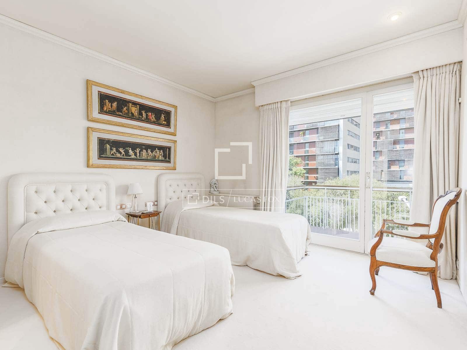 6 slaapkamer Appartement te koop in Barcelona stad met garage - € 4.700.000 (Ref: 9953038)