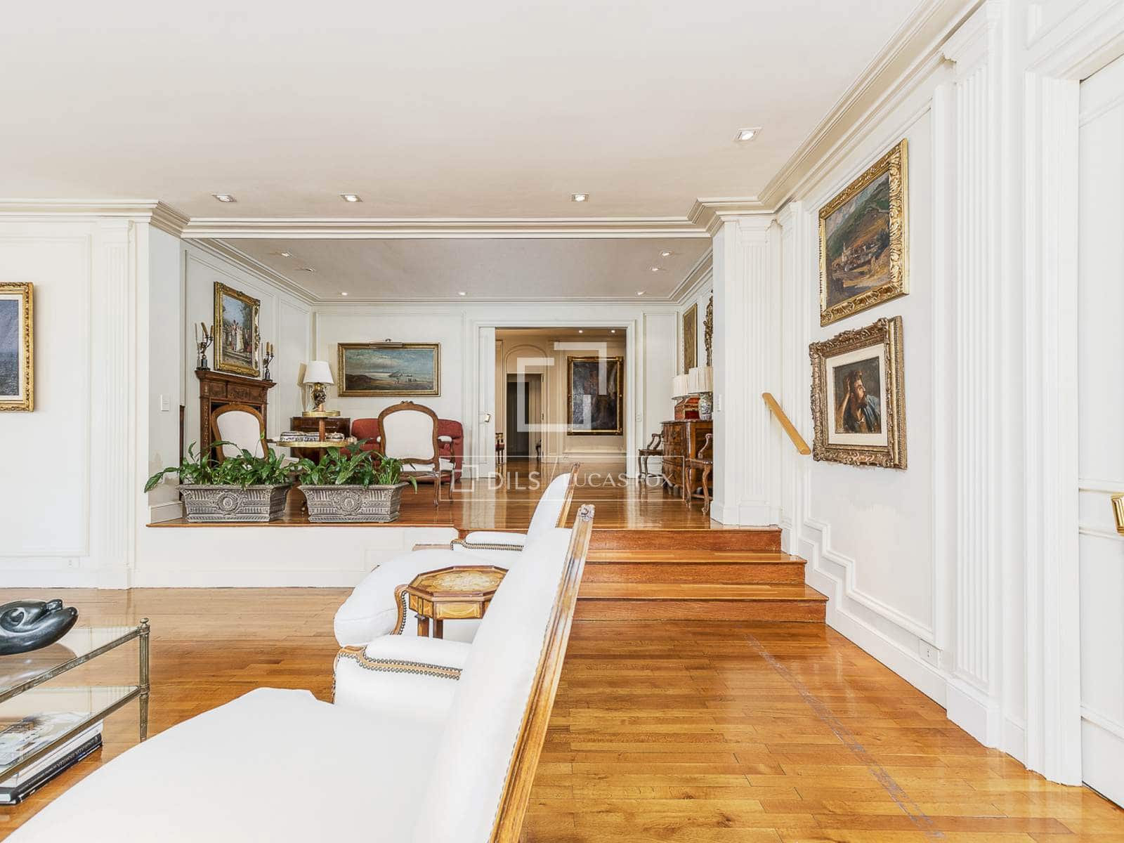 6 slaapkamer Appartement te koop in Barcelona stad met garage - € 4.700.000 (Ref: 9953038)