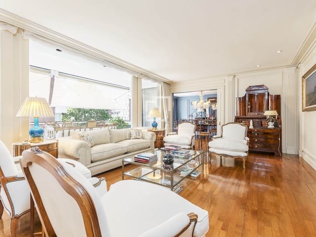6 soveværelse Lejlighed til salg i Barcelona by med garage - € 4.700.000 (Ref: 9953038)