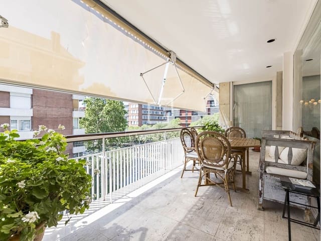 6 soveværelse Lejlighed til salg i Barcelona by med garage - € 4.700.000 (Ref: 9953038)