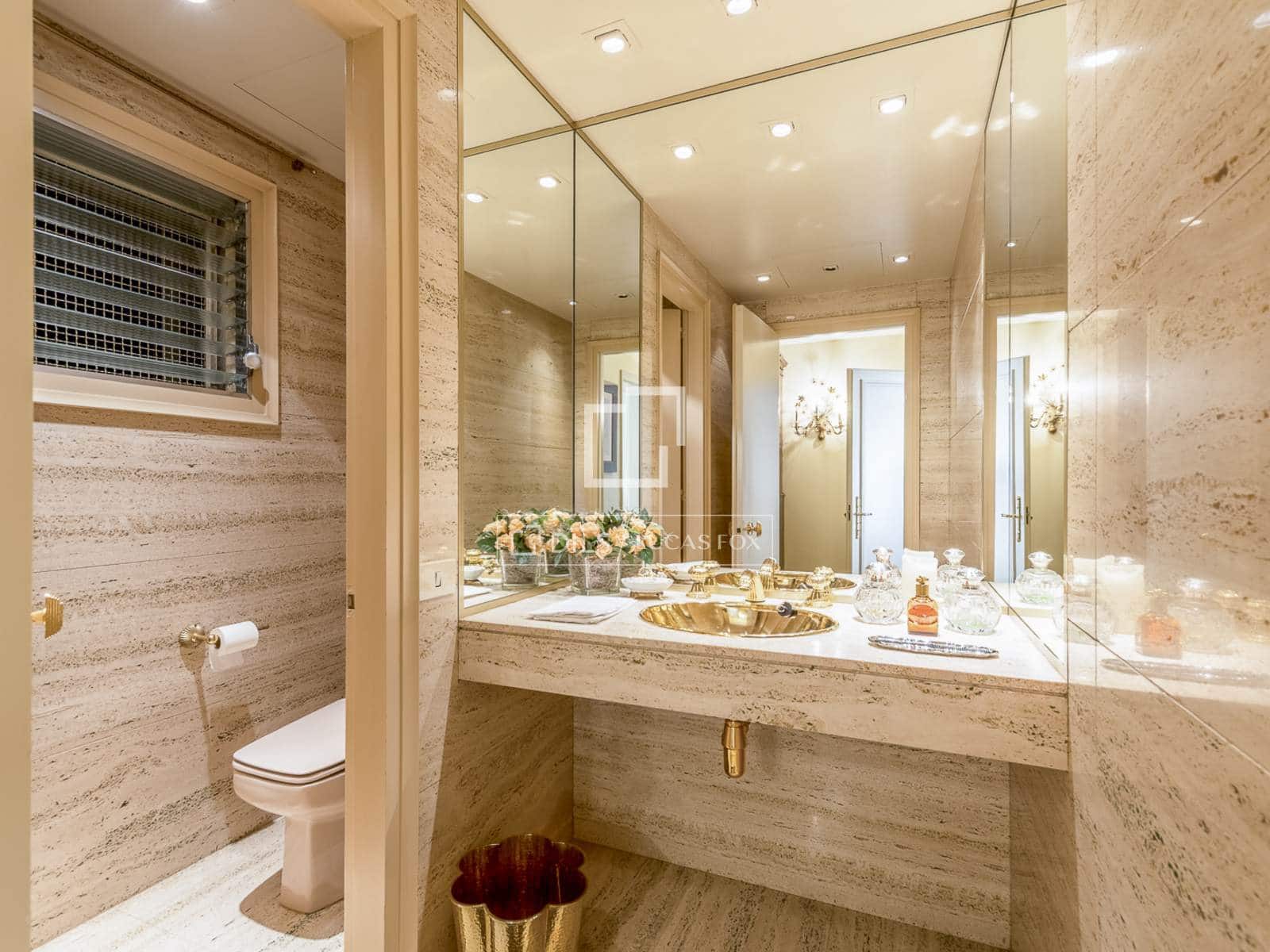6 slaapkamer Appartement te koop in Barcelona stad met garage - € 4.700.000 (Ref: 9953038)