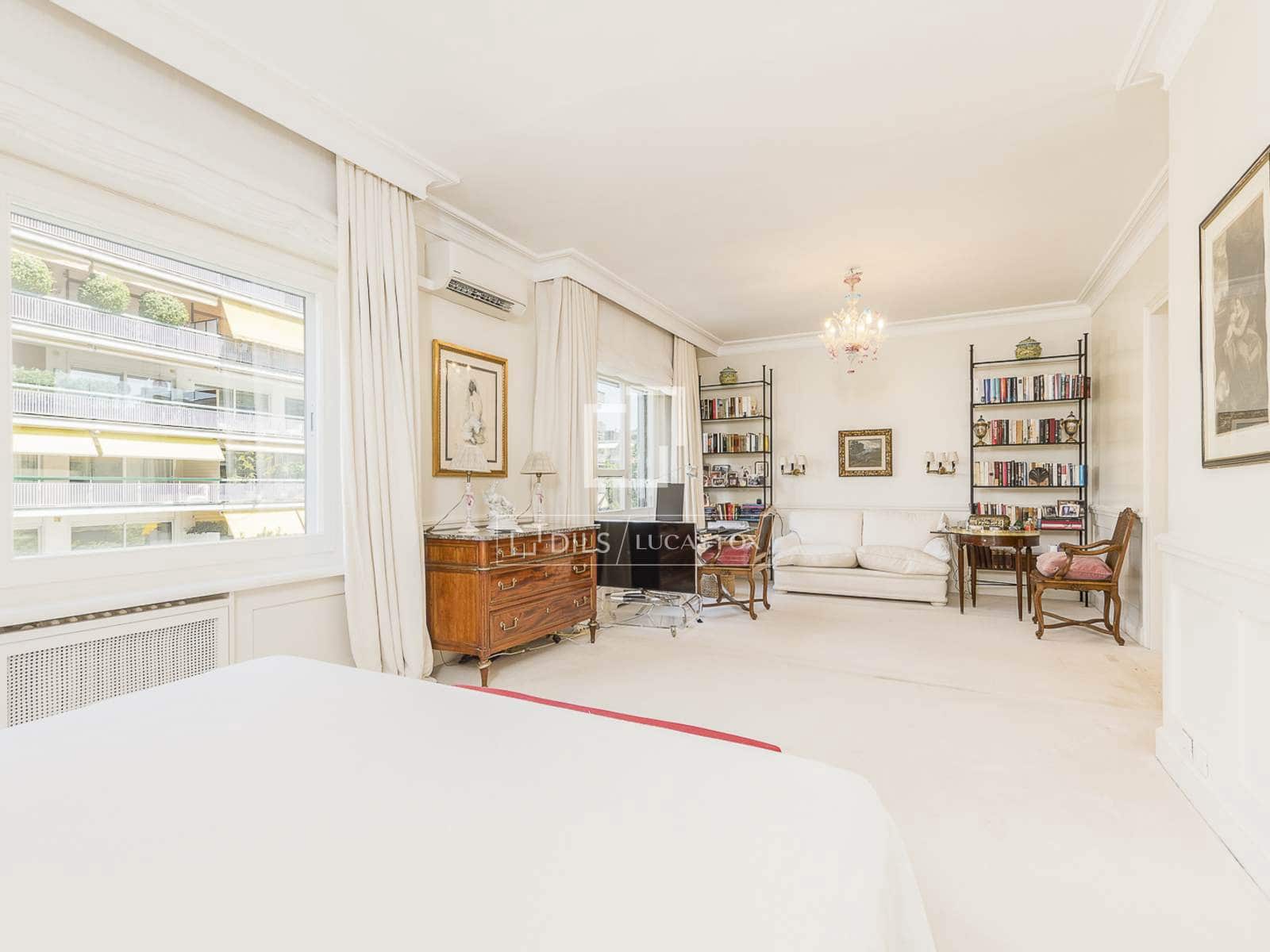 6 slaapkamer Appartement te koop in Barcelona stad met garage - € 4.700.000 (Ref: 9953038)