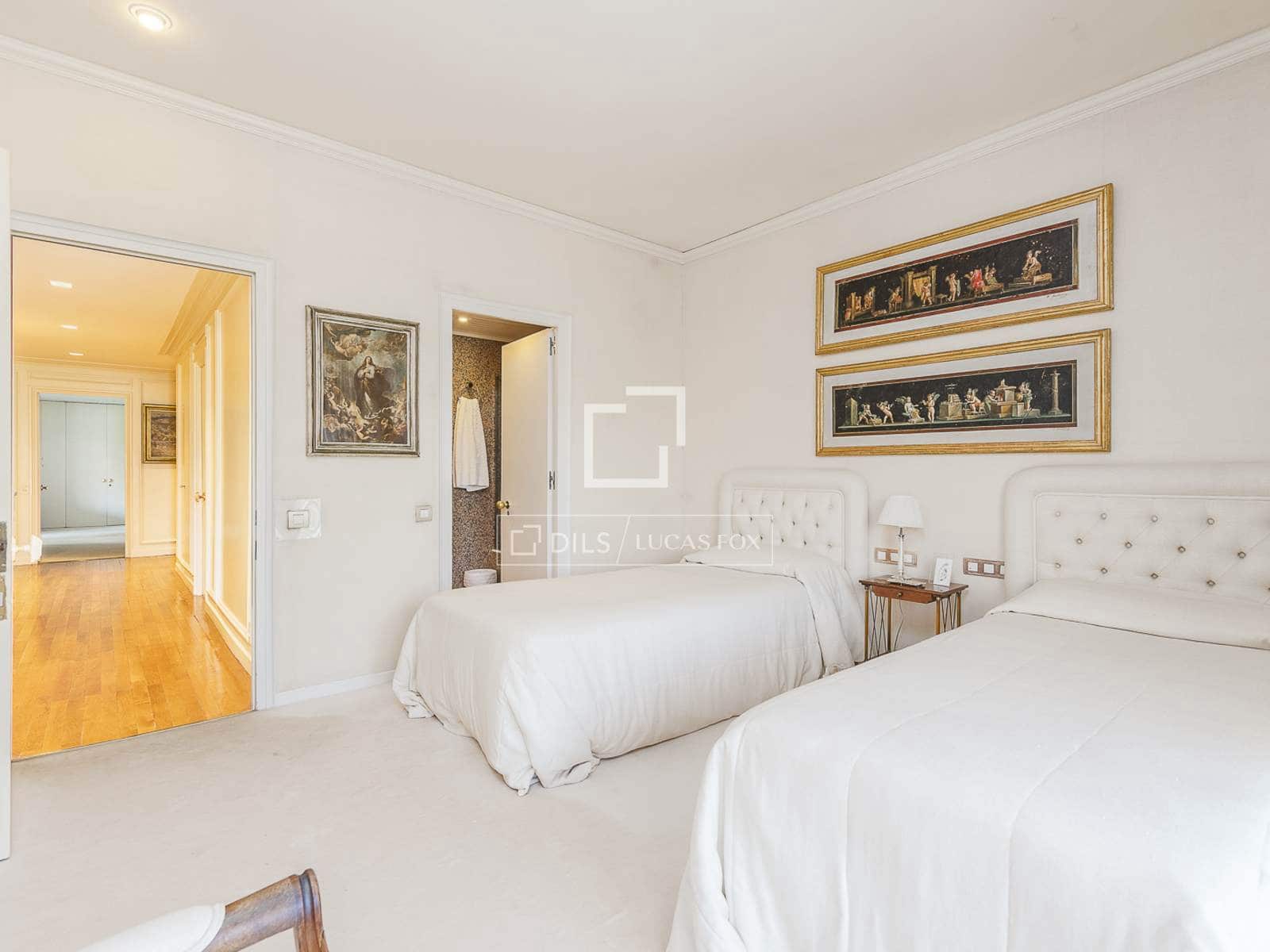 6 slaapkamer Appartement te koop in Barcelona stad met garage - € 4.700.000 (Ref: 9953038)