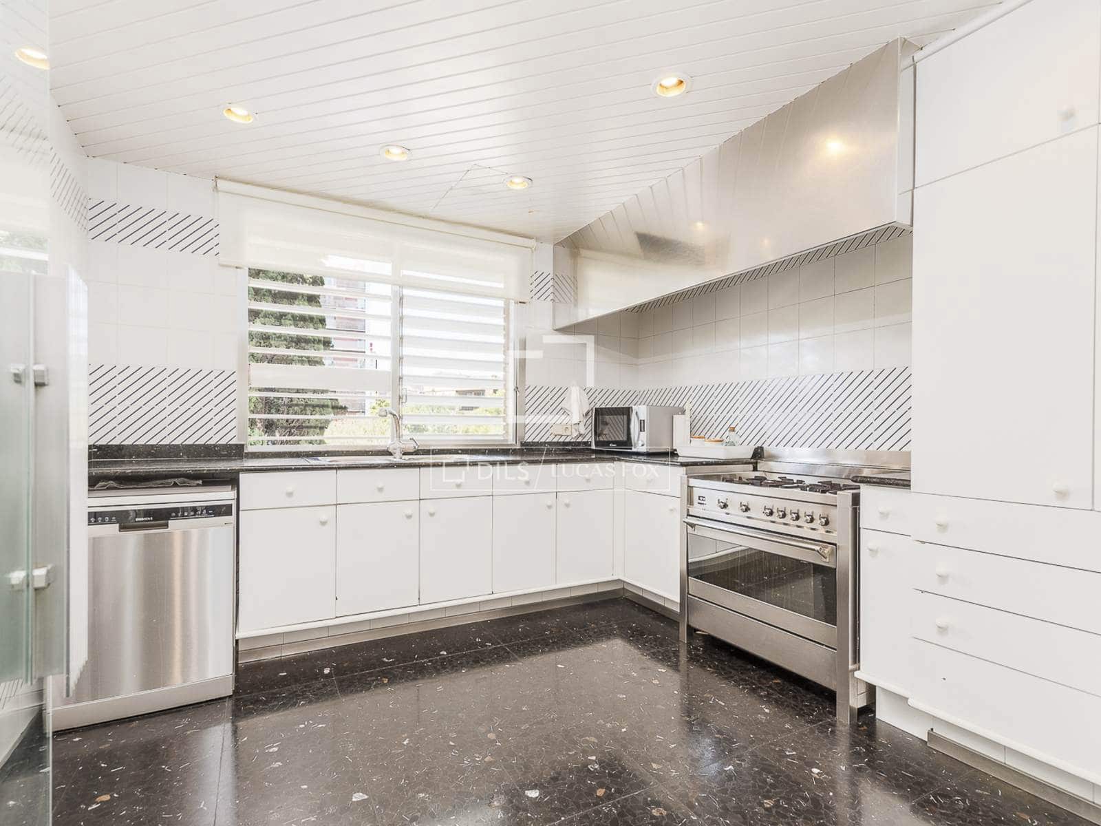 6 slaapkamer Appartement te koop in Barcelona stad met garage - € 4.700.000 (Ref: 9953038)