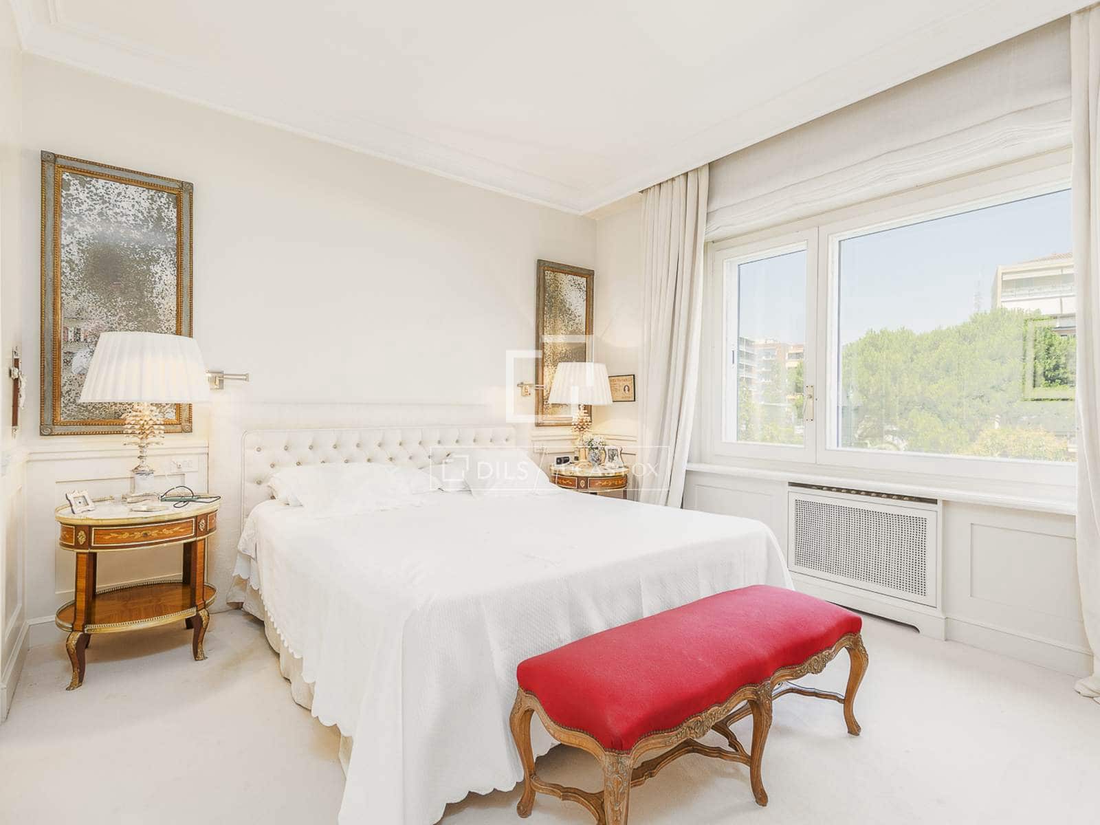 6 slaapkamer Appartement te koop in Barcelona stad met garage - € 4.700.000 (Ref: 9953038)