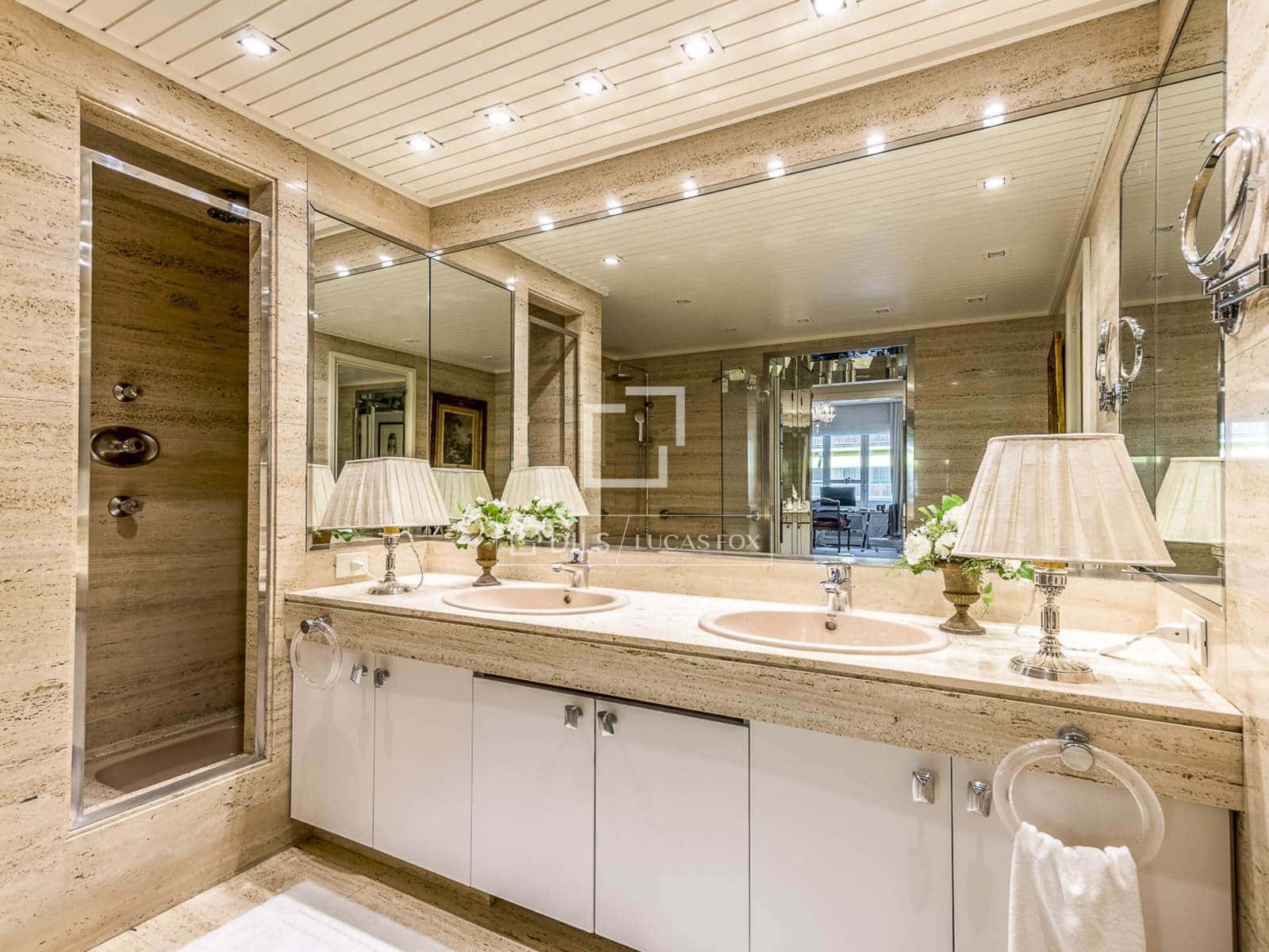 6 slaapkamer Appartement te koop in Barcelona stad met garage - € 4.700.000 (Ref: 9953038)