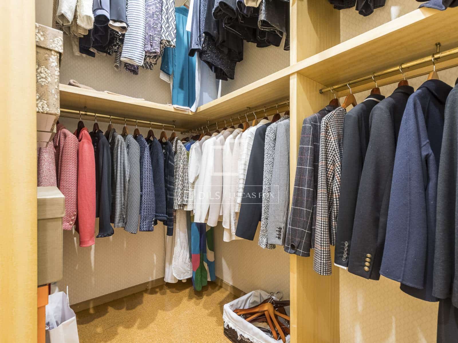 6 slaapkamer Appartement te koop in Barcelona stad met garage - € 4.700.000 (Ref: 9953038)