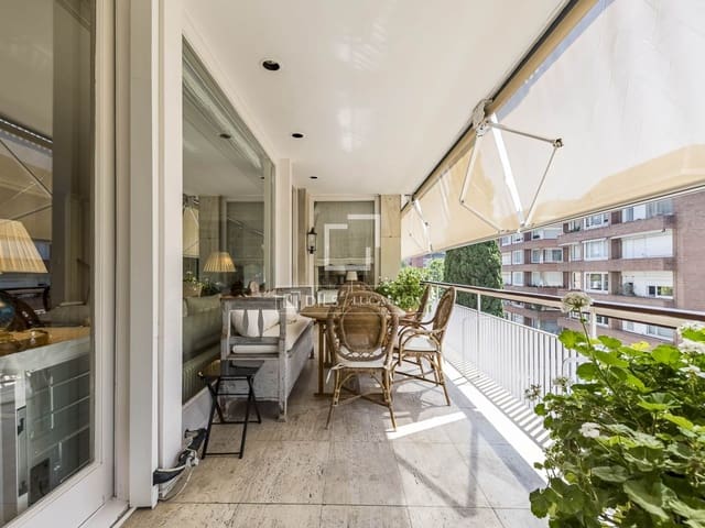 6 soveværelse Lejlighed til salg i Barcelona by med garage - € 4.700.000 (Ref: 9953038)