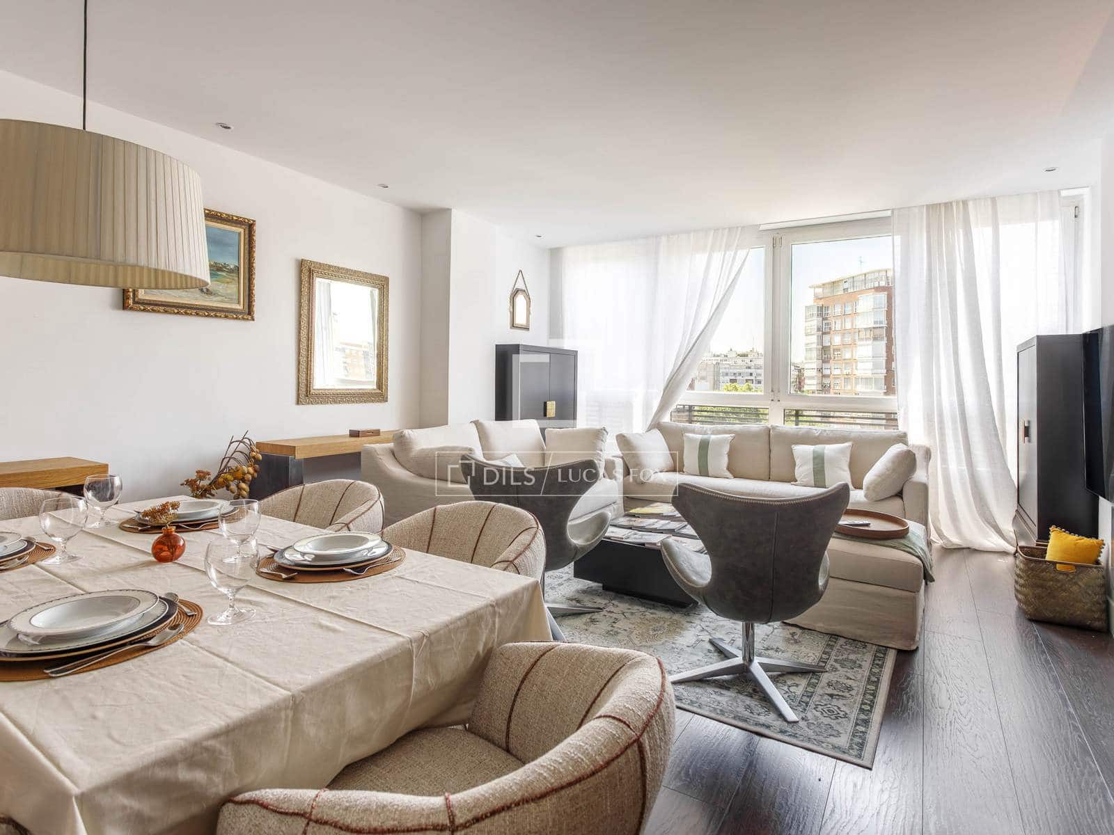 3 makuuhuone Huoneisto vuokrattavana paikassa Madrid kaupunki - 5 500 € (Ref: 9953039)