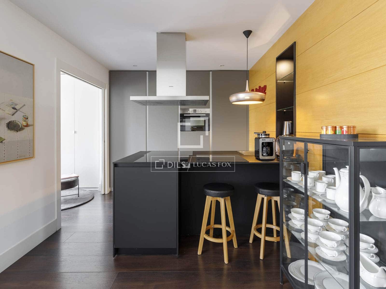 3 makuuhuone Huoneisto vuokrattavana paikassa Madrid kaupunki - 5 500 € (Ref: 9953039)