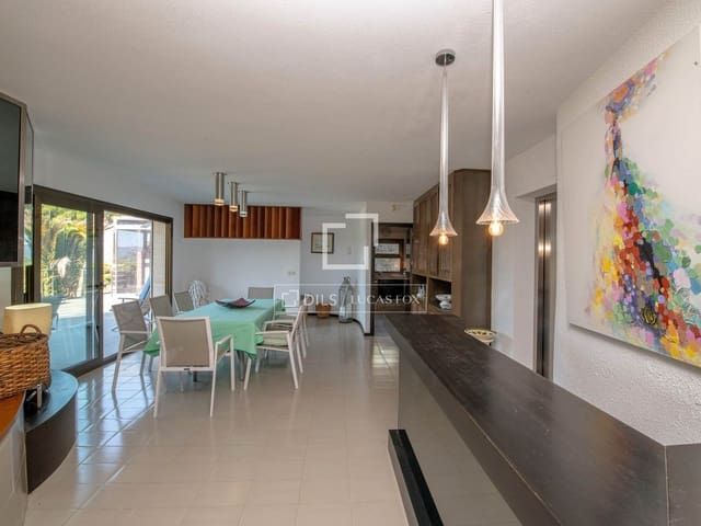 7 makuuhuone Huvila myytävänä paikassa Platja d'Aro, Castell-Platja d'Aro mukana uima-altaan 
autotalli - 1 250 000 € (Ref: 9953040)