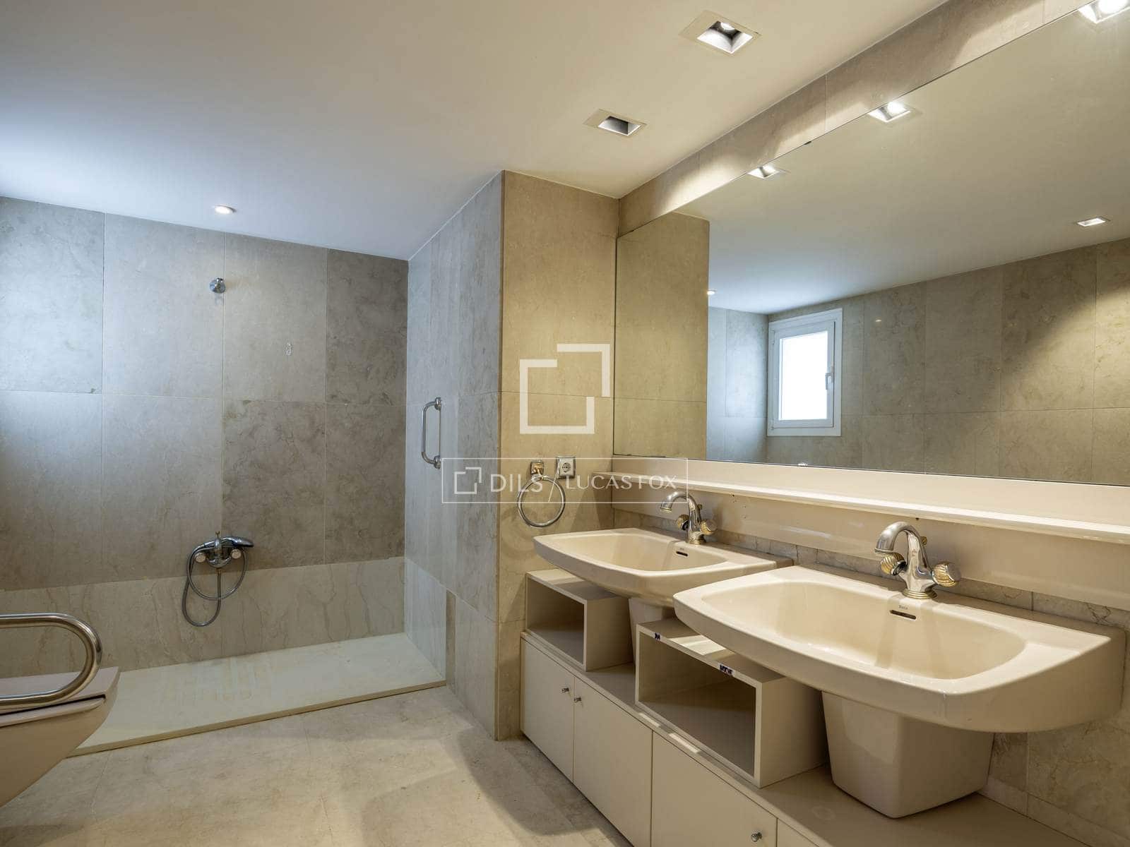 4 soverom Leilighet til salgs i Valencia by med garasje - € 1 800 000 (Ref: 9953041)