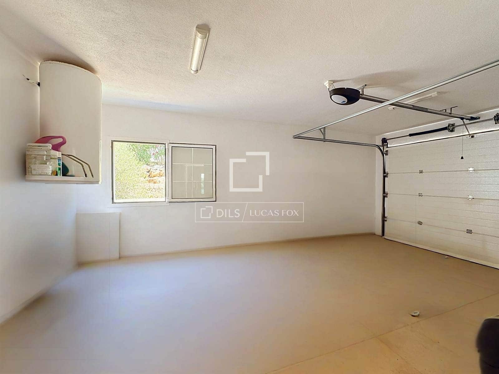 4 soverom Villa til salgs i San Luis / Sant Lluis med svømmebasseng garasje - € 1 217 000 (Ref: 9953351)