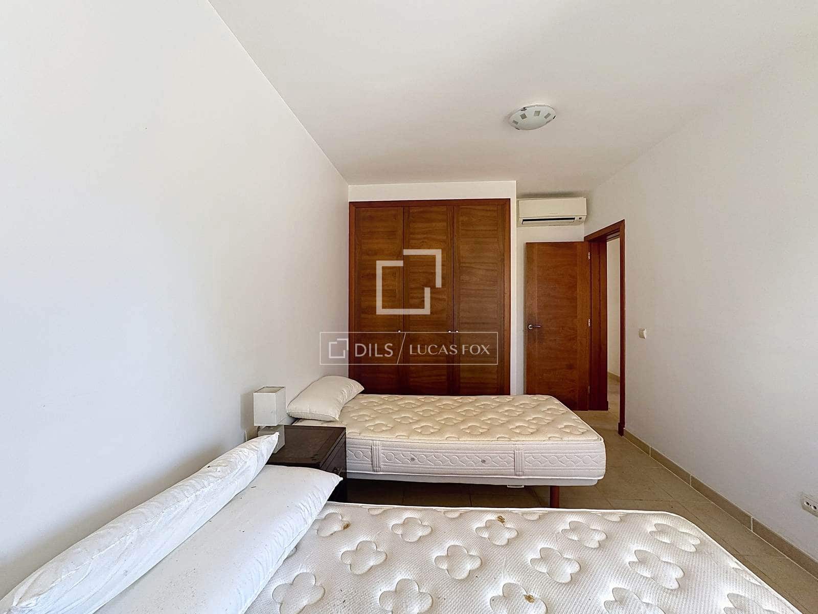 4 soverom Villa til salgs i San Luis / Sant Lluis med svømmebasseng garasje - € 1 217 000 (Ref: 9953351)