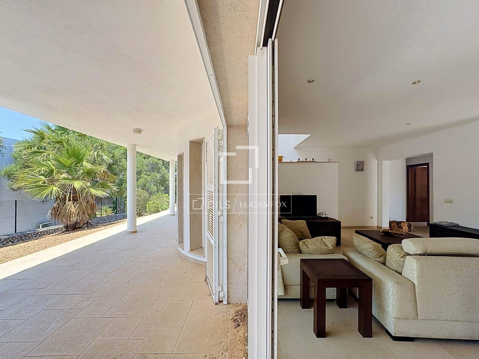 4 soverom Villa til salgs i San Luis / Sant Lluis med svømmebasseng garasje - € 1 217 000 (Ref: 9953351)