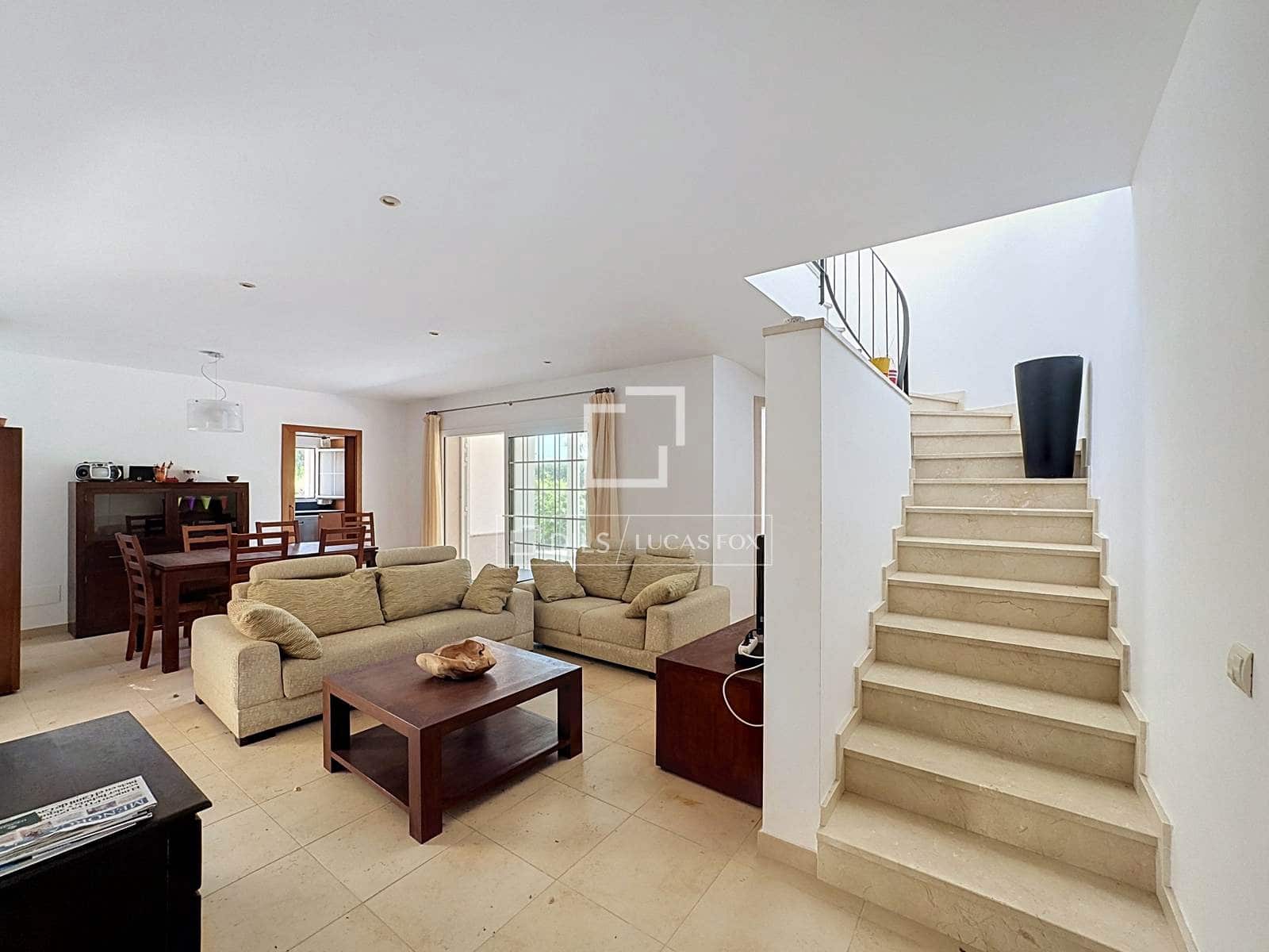 4 soverom Villa til salgs i San Luis / Sant Lluis med svømmebasseng garasje - € 1 217 000 (Ref: 9953351)